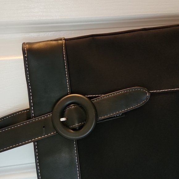 Givenchy bag - Picture 2 of 5